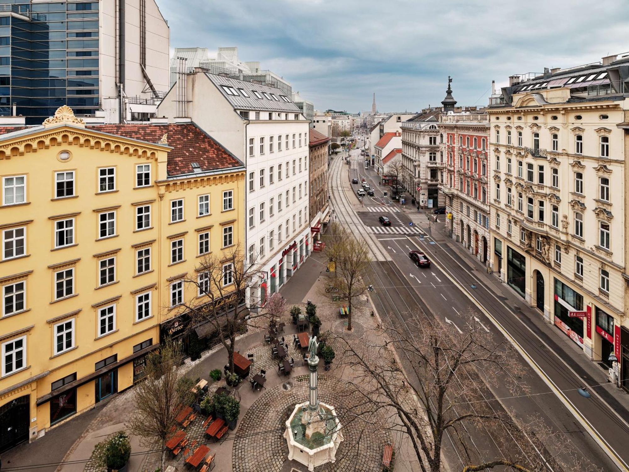 Radisson Blu Das Triest Hotel, Vienna Exterior photo